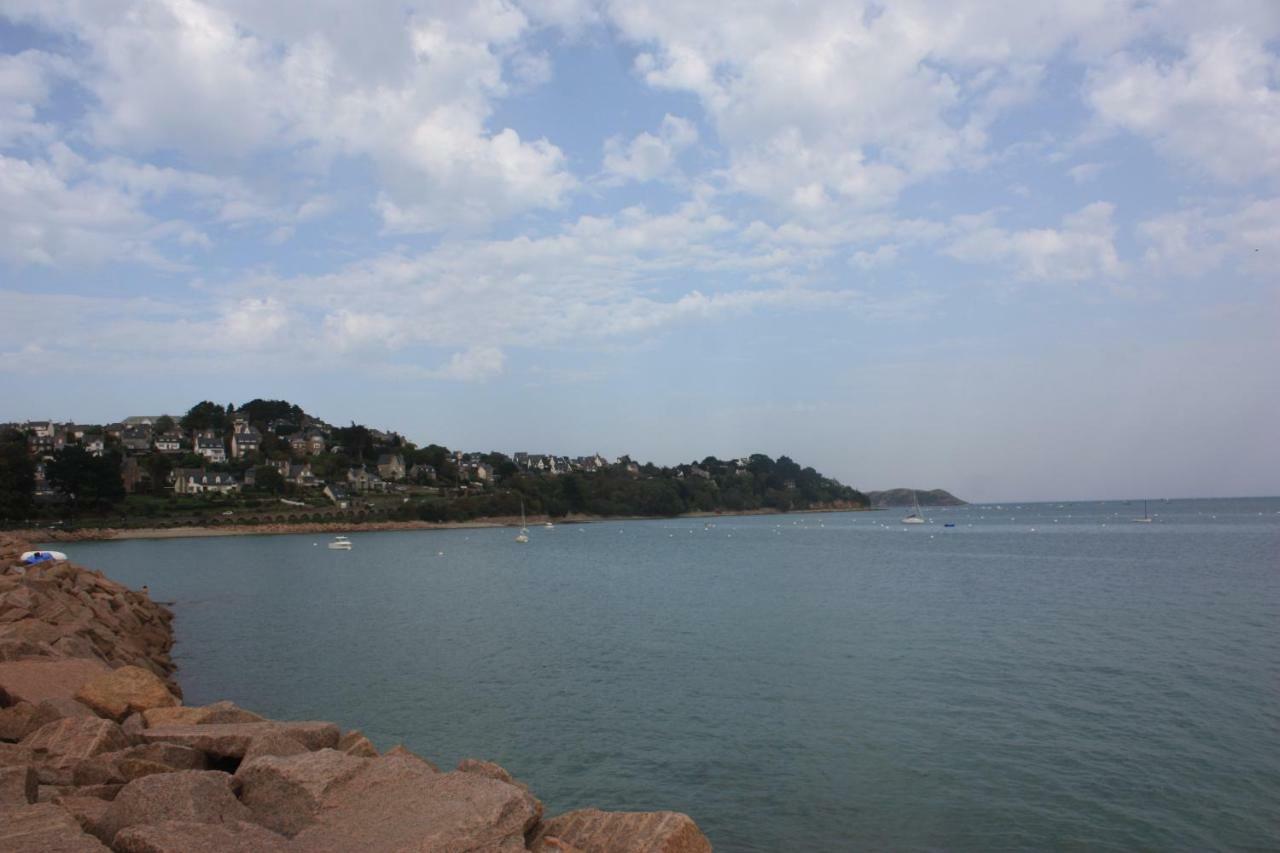 Vue - Ideal Voyageur Solo, A Velo, A Pied Perros-Guirec
